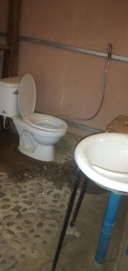 About Sarin Homestay Battambang Buitenkant foto