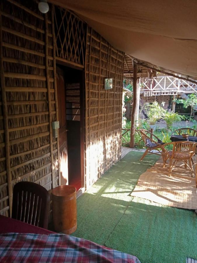 About Sarin Homestay Battambang Buitenkant foto