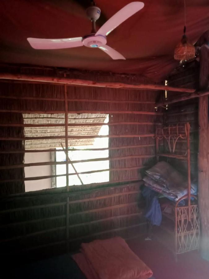 About Sarin Homestay Battambang Buitenkant foto
